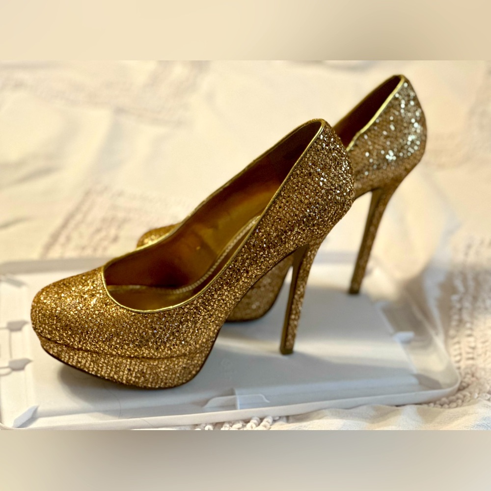 Baker's Glittery Gold Platform Stiletto High Heels Size 8.5